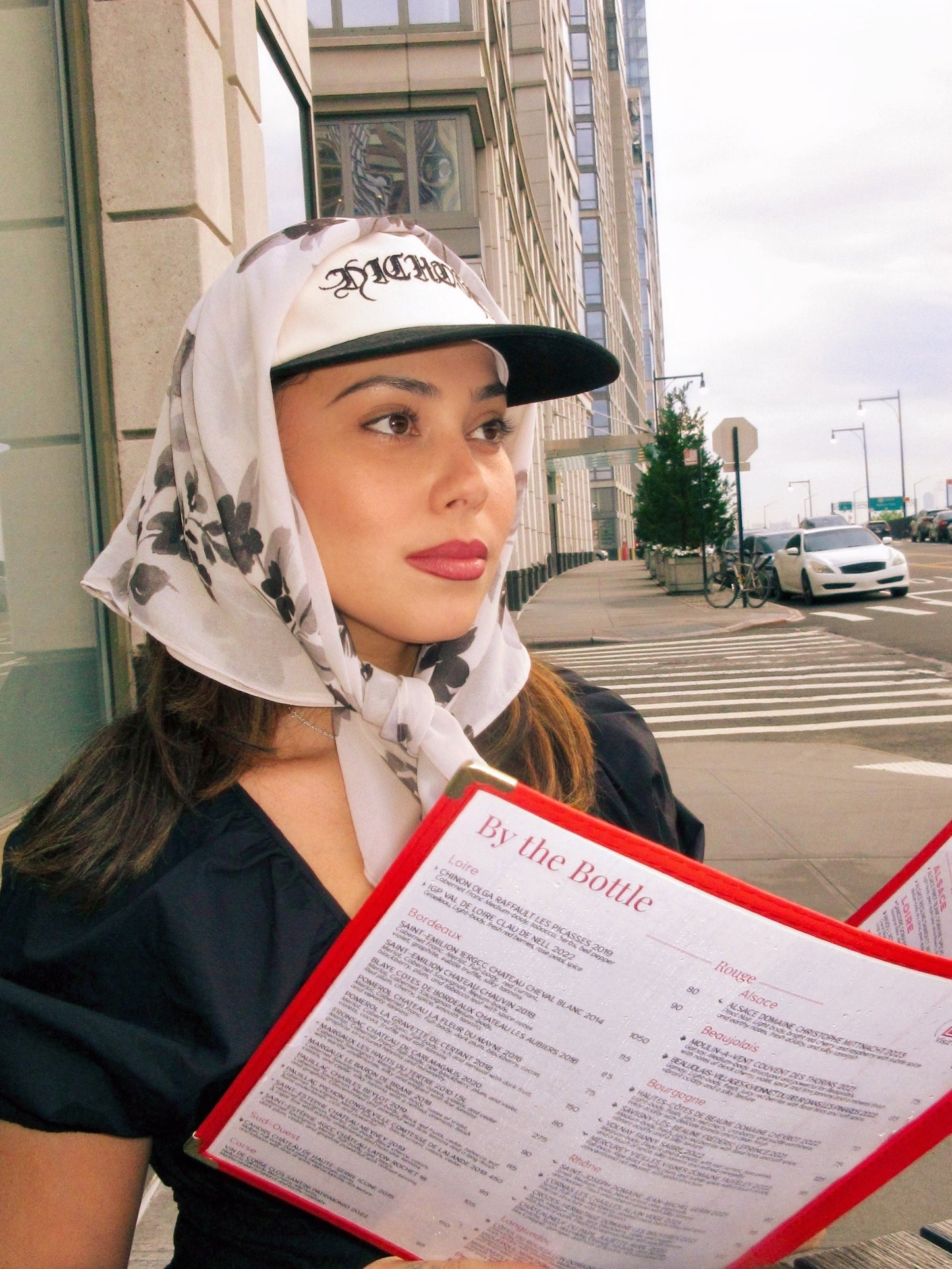 The Dichosa Cap